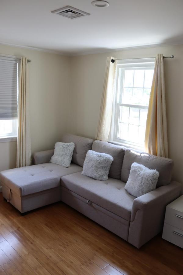 Seaside Serenity, Just A Block /0.1 Mile Away From The Beach Yarmouth Port Eksteriør bilde