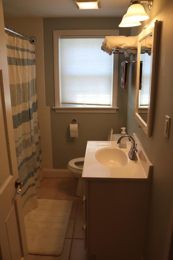 Seaside Serenity, Just A Block /0.1 Mile Away From The Beach Yarmouth Port Eksteriør bilde